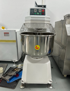 Mélangeur à pâte électrique de grande capacité 50L 20KG en acier inoxydable pour boulangerie - Mélange de pâte à pizza et à pain pour les farines - Product Image 4