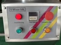 Agitateur mélangeur en V de 50 L à rotation à 360 degrés pour laboratoire, avec moteur et boîte de vitesses, pour chocolat, aliments et produits chimiques