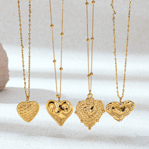 قلادة بقلادة على شكل قلب من الفولاذ المقاوم للصدأ مع الزركون، هدية عيد الحب مع شهادة CE - Product Image 1