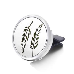 ที่หนีบกลิ่นหอมในรถยนต์รูปอุ้งเท้า พร้อมน้ำมันหอมระเหย - Product Image 6