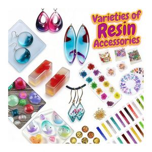 TOYSRUNNER Kit de fabrication de bijoux de Noël en résine UV, époxy transparent dur à durcissement rapide, moules en silicone pour pendentifs et boucles d'oreilles - Product Image 5