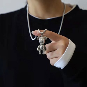 Collar de Acero Inoxidable con Diseño de Robot Cúbico, Estilo Hip Hop Europeo y Americano, para Hombres y Mujeres - Product Image 3