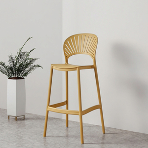 Chaise de bar en plastique PP à dossier empilable simple et moderne nordique, transparente, pour usage commercial, bureau, salon de thé - Product Image 5