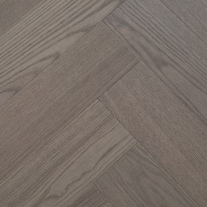 <span class=keywords><strong>Parquet</strong></span> en bois de frêne gris foncé finition laque semi-brillante, <span class=keywords><strong>parquet</strong></span> en chevron multicouche, <span class=keywords><strong>parquet</strong></span> en bois d'ingénierie en chevron - Product Image 1