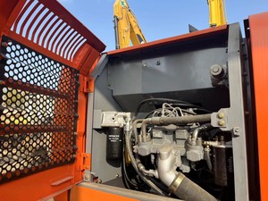 Máquina excavadora de importación de Japón, excavadora usada Hitachi 200 a la venta - Product Image 4