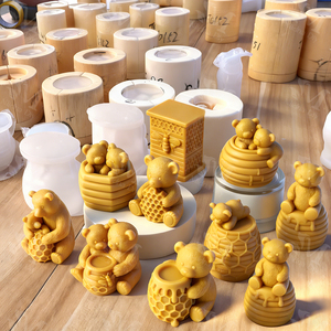 J10-538 Moule en silicone en forme d'ours pour figurine en plâtre d'aromathérapie, bougie artisanale et pierre diffuseur, motif nid d'abeille, DIY - Product Image 6