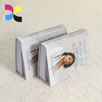 Livres de finition de surface brillante de qualité Catalogue de magazines novels pour la lecture Impression à couverture rigide personnalisable