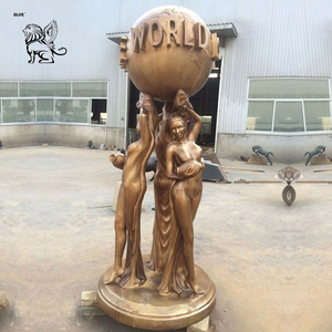 Popular Estatua de Bronce de Tamaño Real de Mujer Desnuda para Decoración de Exteriores, Estatua de 'El Mundo Es Tuyo' en Venta - Product Image 3