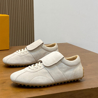 Baskets de luxe rétro en daim pour hommes, style Old Money, à revers, chaussures de marche, vente en gros
