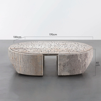 Table basse ovale en marbre cannelé avec incrustation géométrique et base en pierre massif pour salon – La table idéale pour votre maison de rêve
