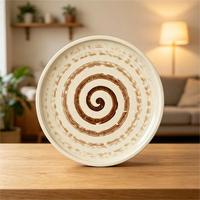 Assiettes de service en céramique faites à la main de style vintage 8'' / 10'' avec motif spirale marron en grès pour plats occidentaux