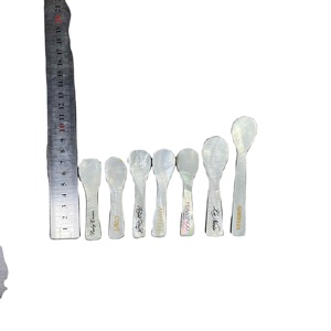 Cuillère à Caviar en Nacre Naturelle 7-9 cm avec Logo Personnalisé Exquis pour Café et Crème Glacée – Offre Spéciale - Product Image 2