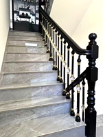 Balustres d'escalier de style minimaliste de luxe, type boule de cristal, garde-corps d'escalier, poteaux d'escalier, balustres métalliques pour la villa
