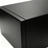 Boîtier d'équipement en acier laminé à froid de précision noir mat avec aérations à persiennes et découpe pour affichage, pour boîtes de commande, certifié ISO 9001
