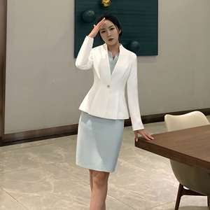 Traje de Vestir Profesional de Alta Gama para Azafatas, Elegante y Transpirable, 100% Poliéster, Largo hasta la Rodilla, para Salón de Belleza - Product Image 3