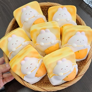 Bán Buôn Kawaii Nhật Bản Trứng Thỏ Mềm Thơm PU Bọt Tùy Chỉnh Chậm Tăng Squishy Bánh Mì Của Nhà Sản Xuất Bóp Đồ Chơi - Product Image 2