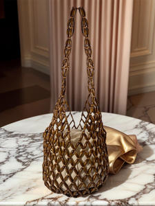 简约设计手工编织女式时尚木珠链刺绣字母休闲手提包高品质 - Product Image 5