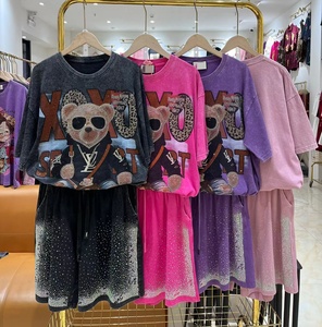 Set <span class=keywords><strong>Donna</strong></span> con T-Shirt a Maniche Corte <span class=keywords><strong>e</strong></span> Pantaloncini con Design Cartoon in Strass, Popolare Set in 100% Cotone OC1082 - Product Image 1