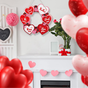 Décoration de fête de la Saint-Valentin transfrontalière en bois, étiquette suspendue en forme de cœur, porte-panneau Joyeuse Saint-Valentin pour porte - Product Image 3