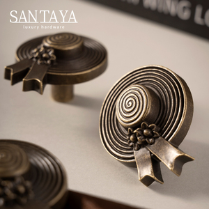 Manija cepillada de latón antiguo macizo, diseño creativo, tiradores de muebles de corbata/medalla para dormitorio, Villa, tocador para habitación de niños - Product Image 4