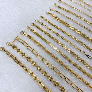 Collier chaîne cubaine en maille herringbone plaqué or 18 carats, en acier inoxydable, pour femmes et hommes, bijoux personnalisés - Product Image 4