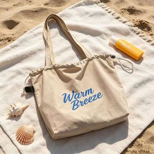 Sac fourre-tout en toile personnalisé à prix abordable avec logo imprimé, réutilisable, en coton, avec cordon de serrage - Product Image 2