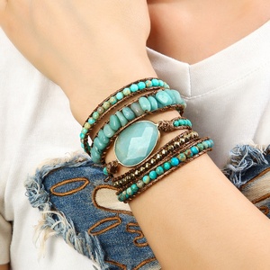 <span class=keywords><strong>Bracelet</strong></span> Bohème Tressé à 5 Brins avec Pierres Naturelles Mixtes et Breloques – Cadeau Idéal pour Femme - Product Image 1