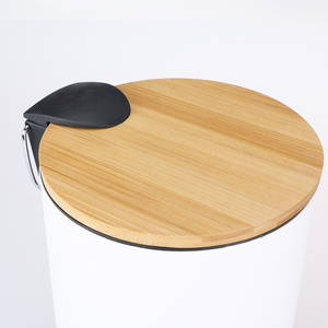 Vendita calda ufficio hotel cucina immondizia 3L 5L coperchio in <span class=keywords><strong>legno</strong></span> di bambù pedale in acciaio pattumiera - Product Image 4