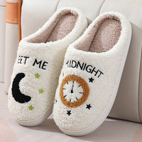 Chaussons d'hiver confortables pour femmes, à bout fermé, en fourrure, avec amorti TPR, design tendance, vente en gros, offre spéciale