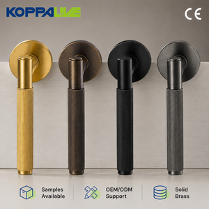 KOPPALIVE Set <span class=keywords><strong>Maniglia</strong></span> per Porta in Ottone Massiccio Moderno e Lussuoso, Finitura Oro Satinato o Nero, <span class=keywords><strong>Serratura</strong></span> Privacy per Porte Interne - Product Image 1