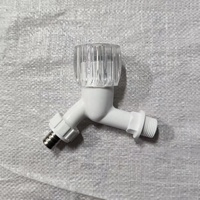 Chine prix d'usine Triangle poignée Bibcock ABS plastique Bibcock robinet d'eau Transparent pour le contrôle de l'eau