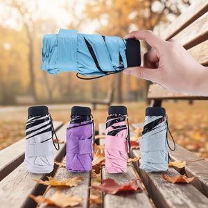 Parapluie de poche compact pour femme, mini parapluie pliable 5 sections avec étui - Product Image 2