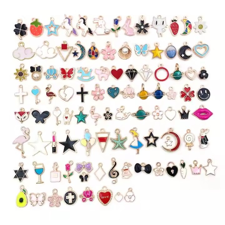 How to Choose the Best Charms for Bracelets: A Complete Buying Guide