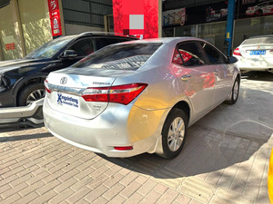 2017年丰田卡罗拉1.2T CVT <span class=keywords><strong>GL</strong></span>自动5座二手车 |   5159 美元 左驾汽油轿车 燃油经济型 出口就绪 - Product Image 5