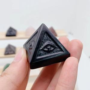 Usine <span class=keywords><strong>pas</strong></span> <span class=keywords><strong>cher</strong></span> prix guérison cristal pierre artisanat sculpté 4 CM pyramides d'énergie pour la décoration de la maison - Product Image 3