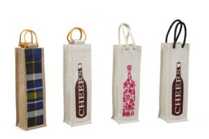 Bolsas para botellas de vino de yute 100% de arpillera biodegradable ecológica con ventana de PVC y mango de caña Embalaje textil - Product Image 5