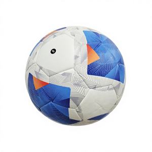Ballon de football professionnel personnalisé n°5 en PVC et cuir PU durable pour les sports d'équipe et l'entraînement en extérieur - Product Image 6