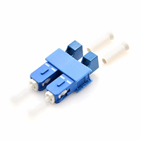 Adaptateur fibre optique LC/UPC Femelle SC/UPC Mâle Duplex OS2 Monomode en plastique avec manchon en zircone et raccordement à bride 5G RoHS/ISO/CE