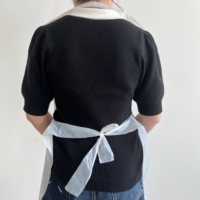 Tabliers jetables imperméables en PE, vêtements de protection en HDPE et LDPE avec options de taille personnalisées pour les supermarchés et les épiceries