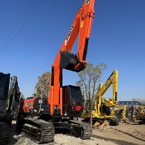 Hitachi ZX 200 kullanılmış ekskavatör mükemmel çalışıyor ve birkaç çalışma saati ile ucuza satıyor