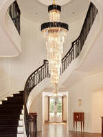 Lampe suspendue longue moderne sur mesure en usine Éclairage de lustre en cristal de plafond d'escalier d'hôtel