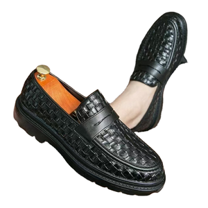 Mocasines de moda para hombre con punta en pico, tejido a cuadros, que aumentan la altura, suaves, para verano, exteriores, informales, para caminar, conducir o vestir. - Product Image 1