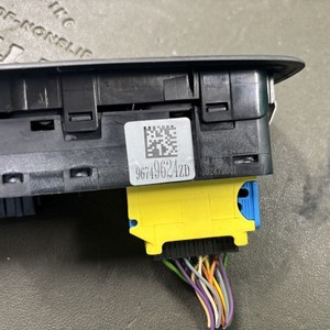 Renault SM5 interruttore del finestrino elettrico 2014 sedile del conducente parti di automobili usate Jangwon rottami industria - Product Image 4