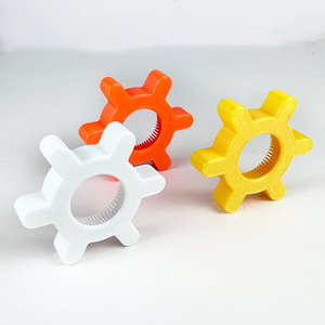 Apribottiglie 3D in Plastica a Forma di Ingranaggio 6,5cm, Apribottiglie Manuale, Utensile da Cucina - Product Image 2
