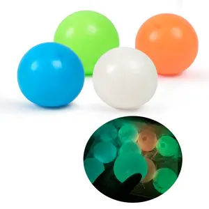 गर्म बेच TPR अंधेरे में चमक गेंद तनाव से राहत चिपचिपा गेंद चमकदार गेंद Fidget खिलौने