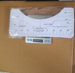Prova il righello della maglietta <span class=keywords><strong>e</strong></span> lo strumento di guida <span class=keywords><strong>e</strong></span> il righello di allineamento della maglietta del righello della maglietta - Product Image 6
