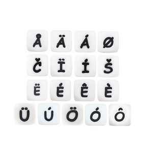 Oferta Especial: Cuentas de Silicona Cuadradas de 12mm Libres de BPA para Hacer Collares y Colgantes DIY con Letras del Alfabeto, Ideales para Bebés - Product Image 4