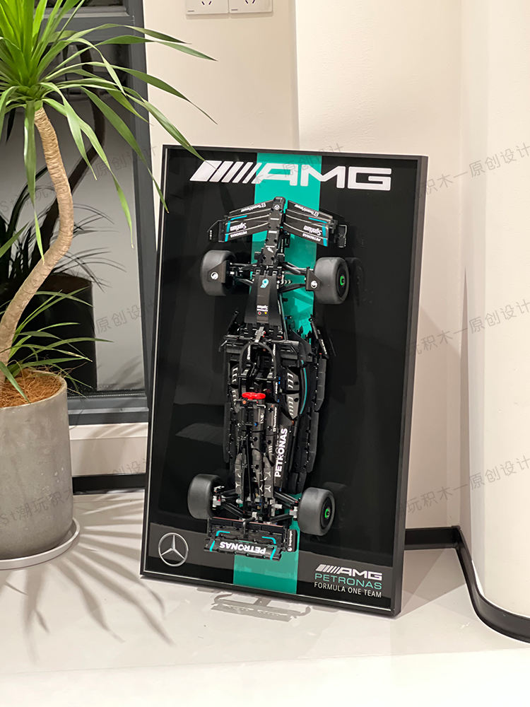 Mercedes-benz amg wall frame