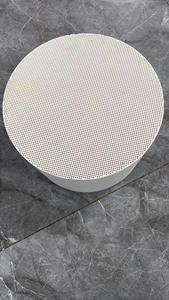 Pt Pd Rh in ceramica a nido d'ape catalizzatore universale convertitore catalitico substrato per auto scarico ad alte prestazioni in ceramica monolite - Product Image 5