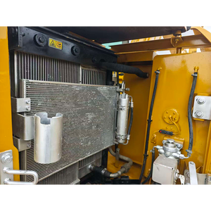 Gebruikt CAT308E2 minigraafmachine met grijper, goede staat, zuinig in de brandstofverbruik, 8 ton Cat308e2 graafmachine voor landschapsaanleg - Product Image 5